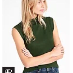Banana Republic forest pine green tank top